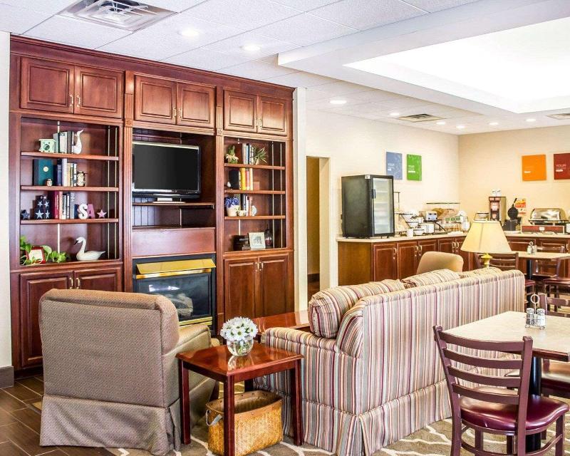 Comfort Inn & Suites located in Dayville image