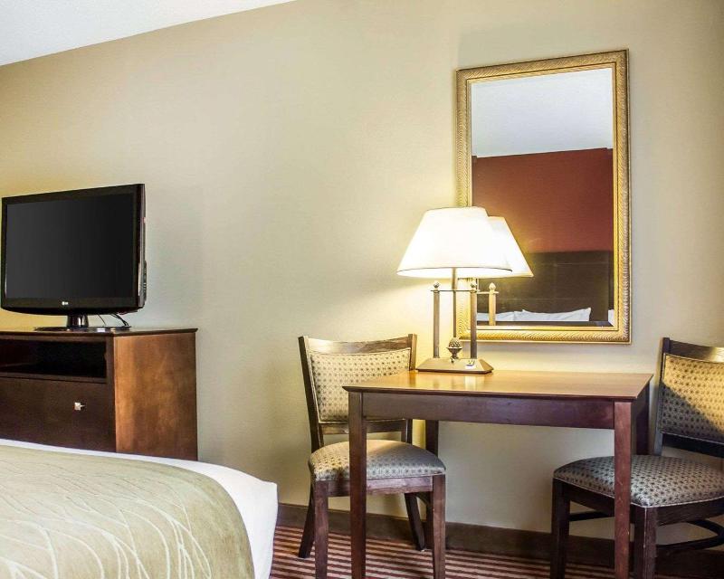 Comfort Inn & Suites located in Dayville image