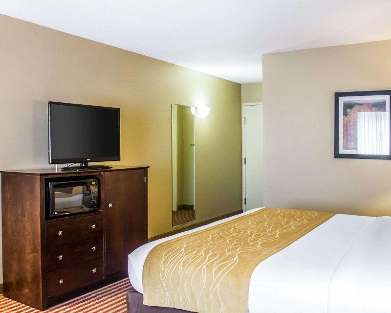 Comfort Inn & Suites located in Dayville image