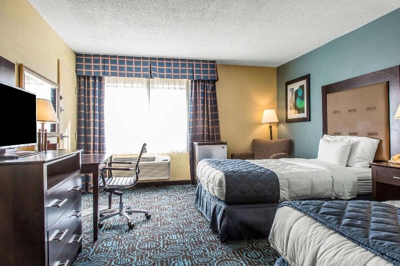 Regency Inn And Suites New London - Mystic image