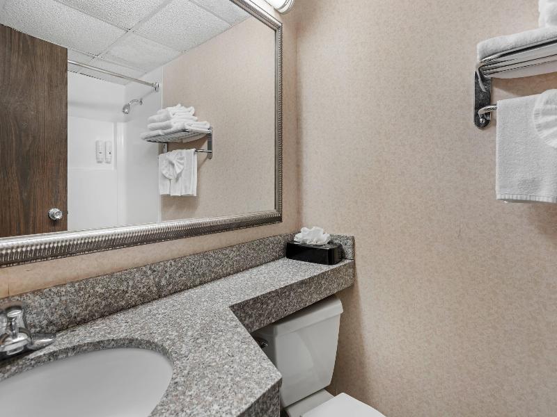 Quality Inn Old Saybrook - Westbrook image