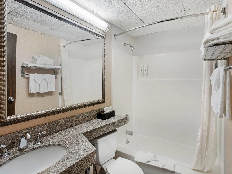 Quality Inn Old Saybrook - Westbrook image