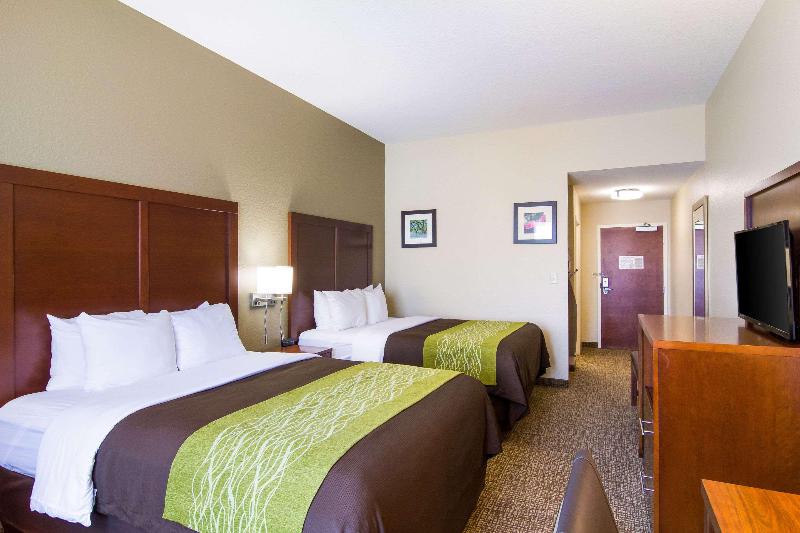 Comfort Inn Blackshear Hwy 84 image