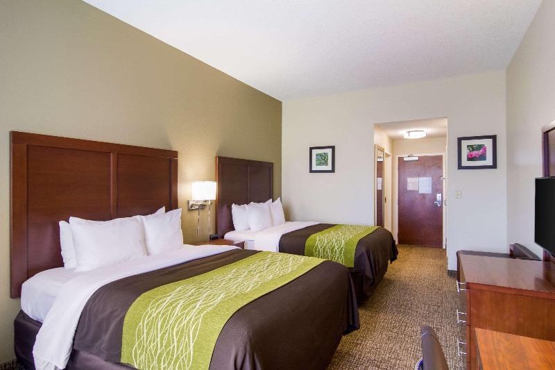 Comfort Inn Blackshear Hwy 84 image