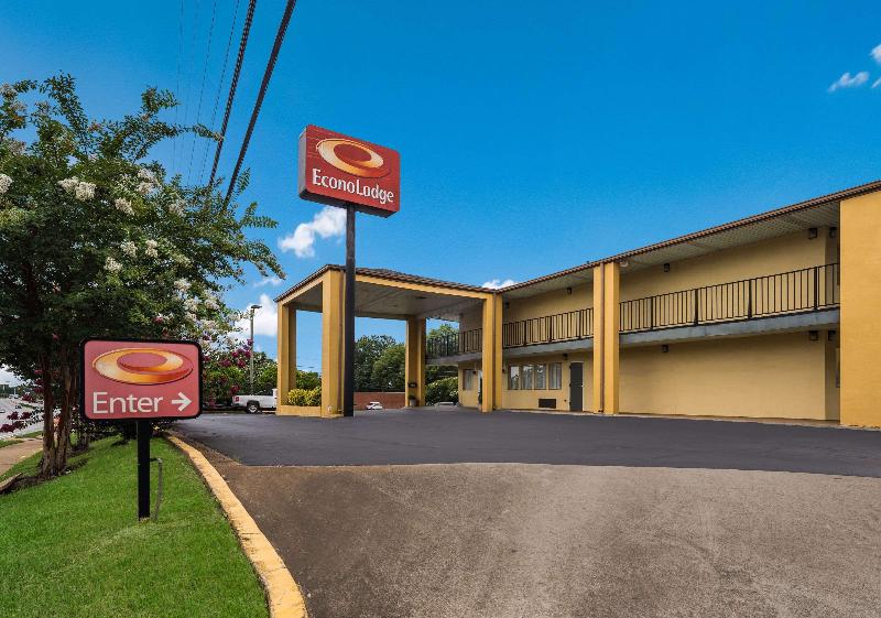 Econo Lodge Thomaston Area image