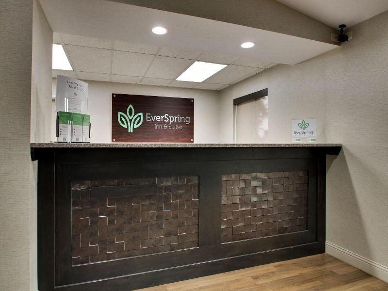 EverSpring Inn & Suites     