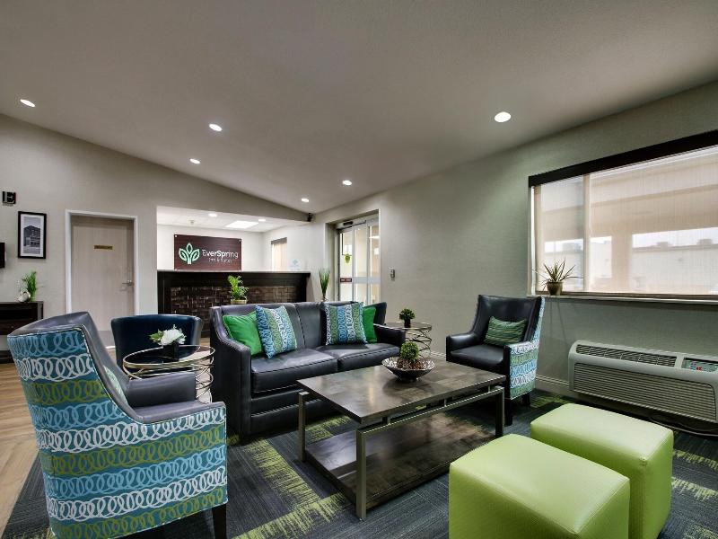 EverSpring Inn & Suites     