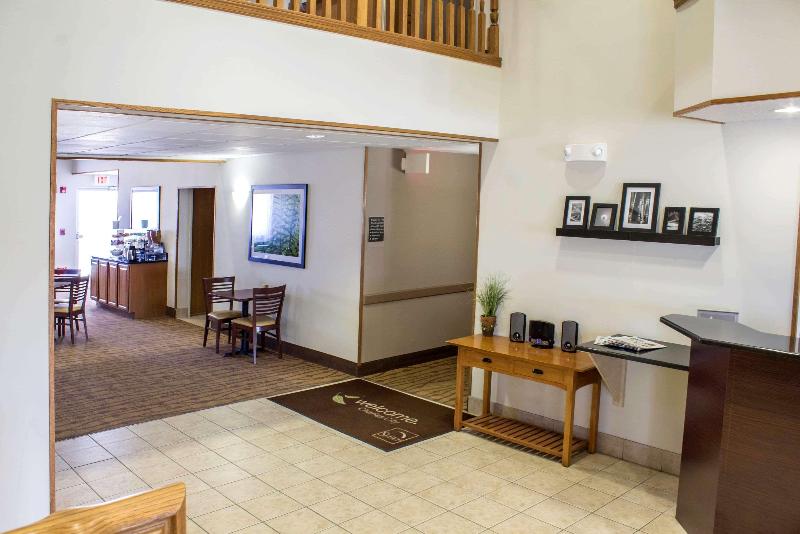 Sleep Inn & Suites Charles City Area image