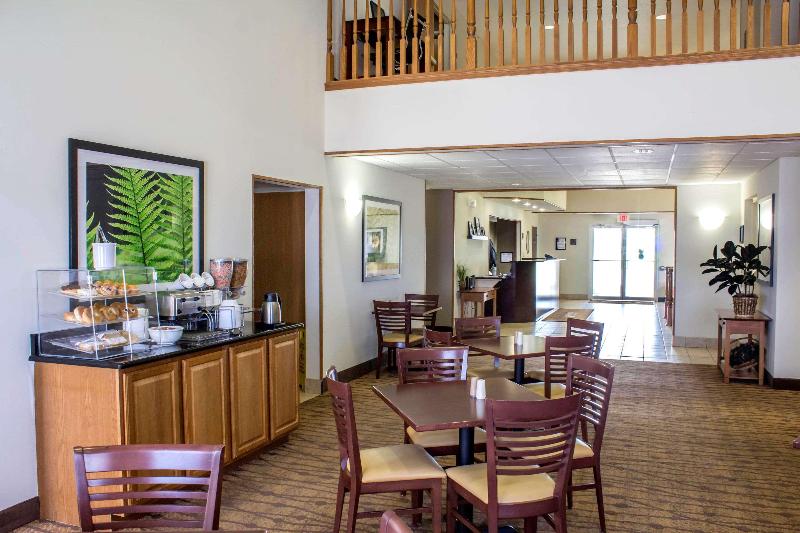 Sleep Inn & Suites Charles City Area image