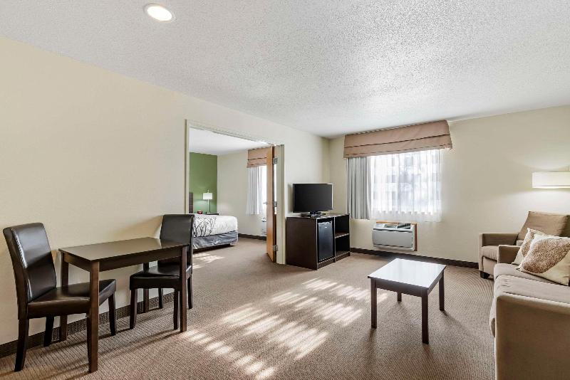 Sleep Inn & Suites Charles City Area image