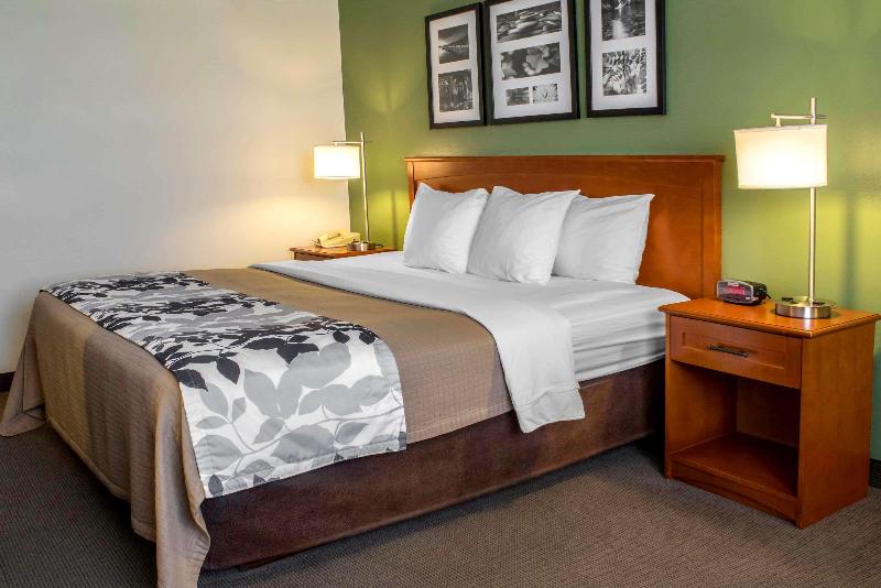 Sleep Inn & Suites Charles City Area image