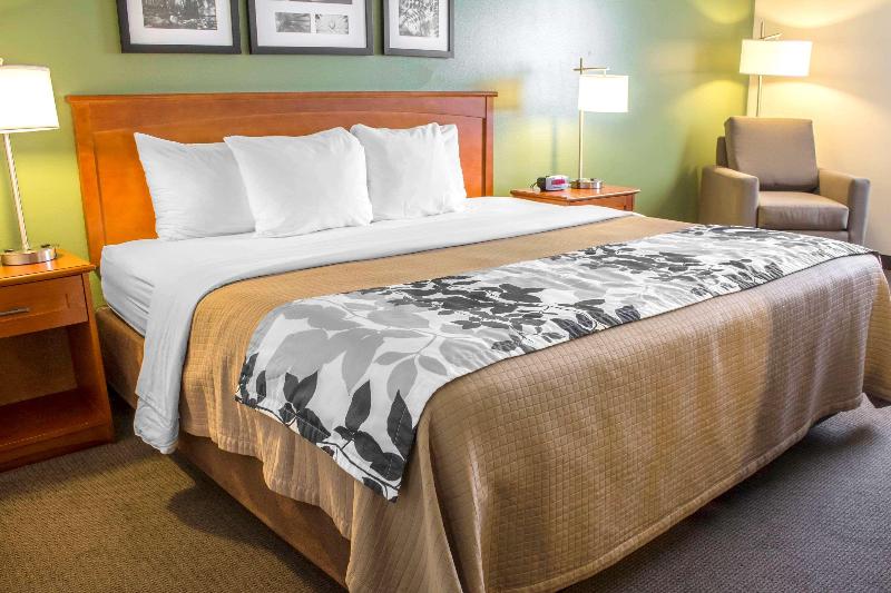 Sleep Inn & Suites Charles City Area image