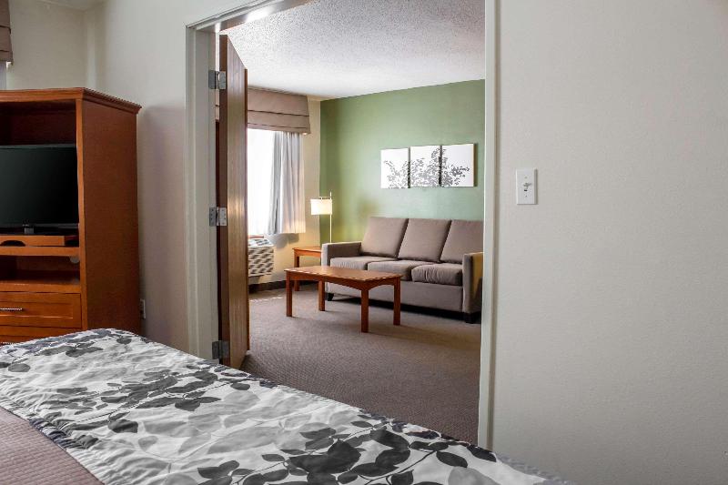 Sleep Inn & Suites Charles City Area image