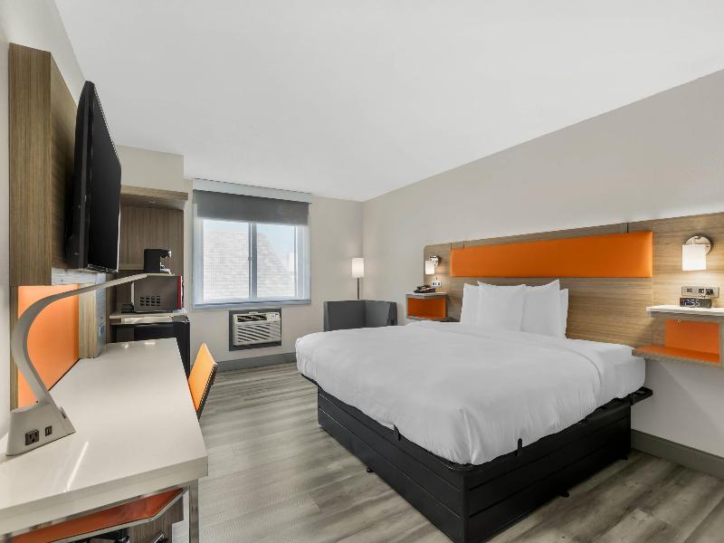 DOUBLE KING BED NON SMOKING