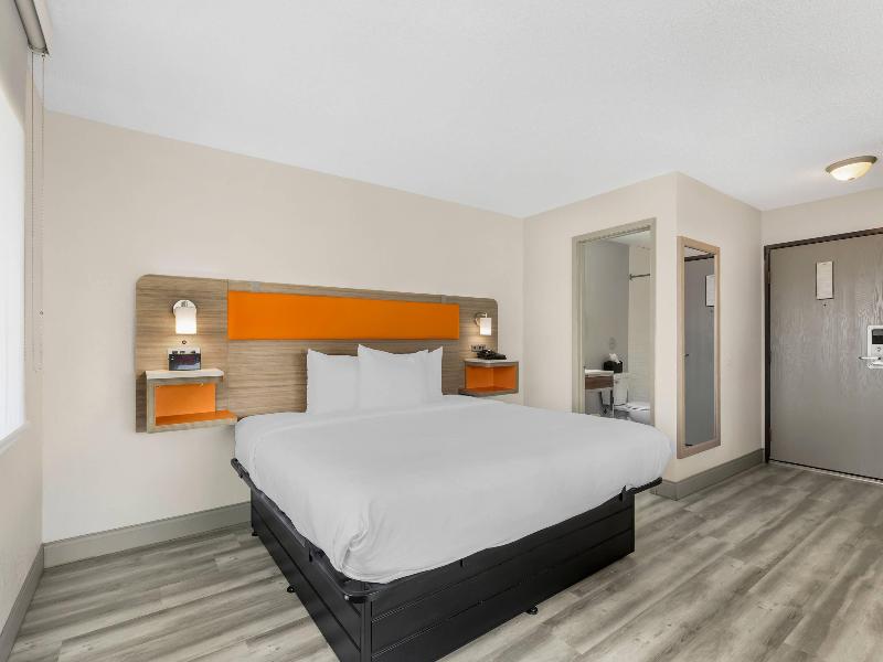 SUITE KING SIZE BED — photo 6
