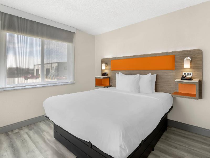 SUITE KING SIZE BED — photo 8