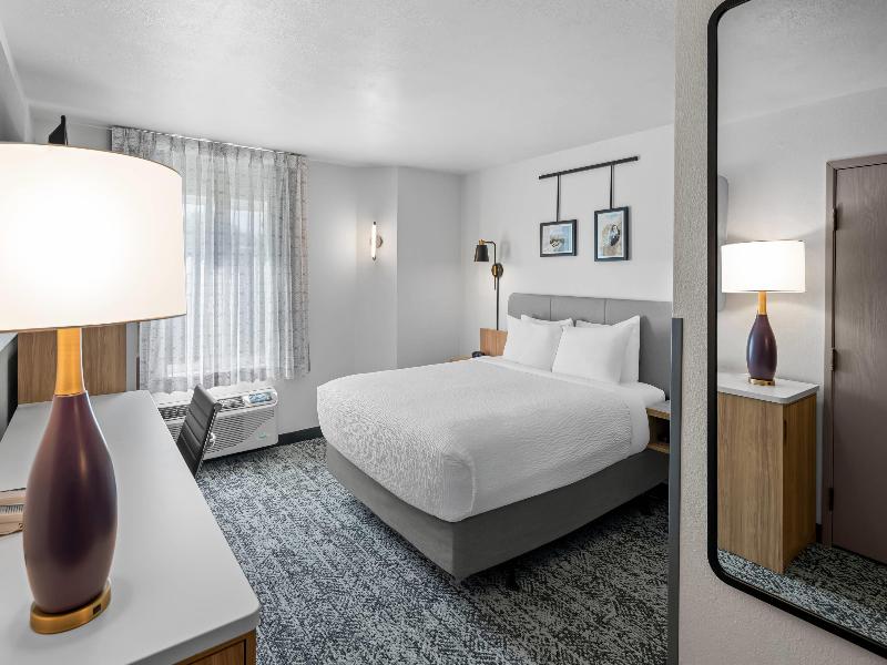 Sleep Inn Near Washington State Line image