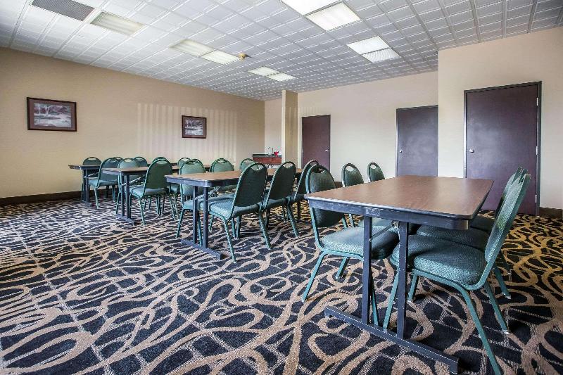 Quality Inn & Suites Mendota Near I-39 image