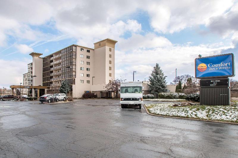 Comfort Inn & Suites Rochelle - Dekalb image