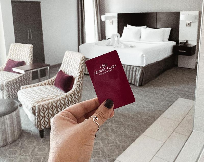 Crowne Plaza Chicago SW - Burr Ridge image