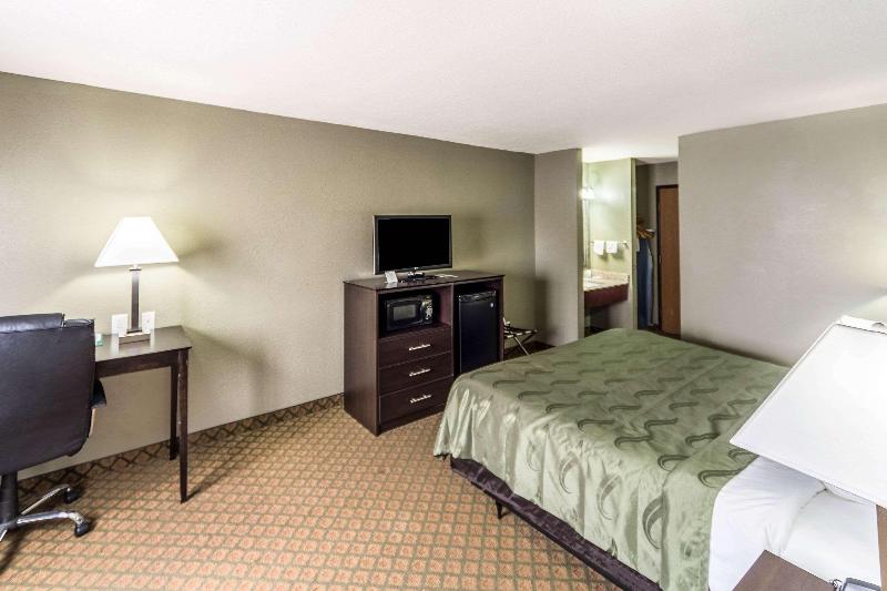 Blisspoint Inn Columbia City image