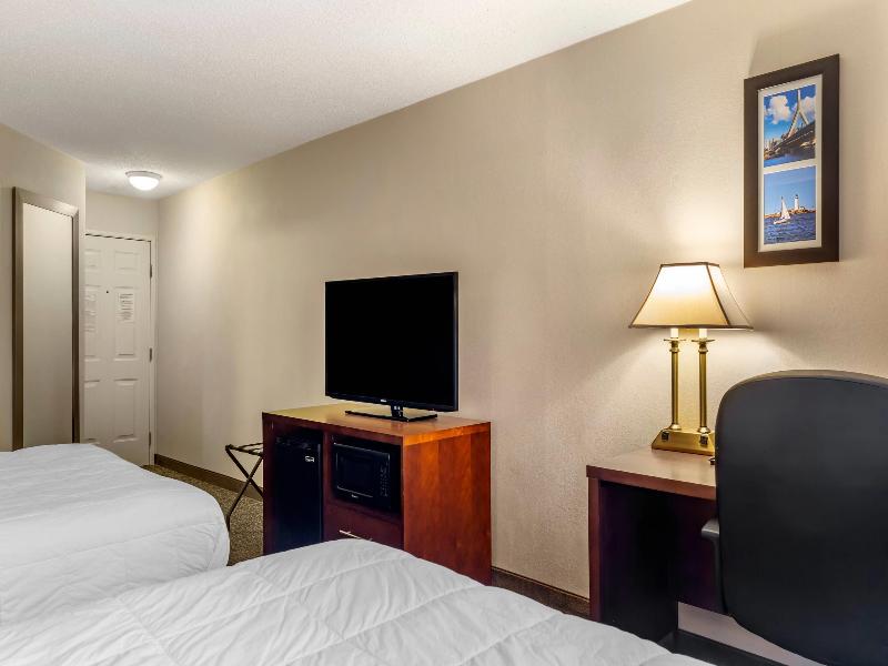 Comfort Inn Foxboro - Mansfield image