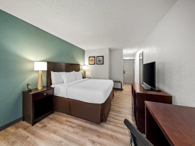 Comfort Inn Foxboro - Mansfield image