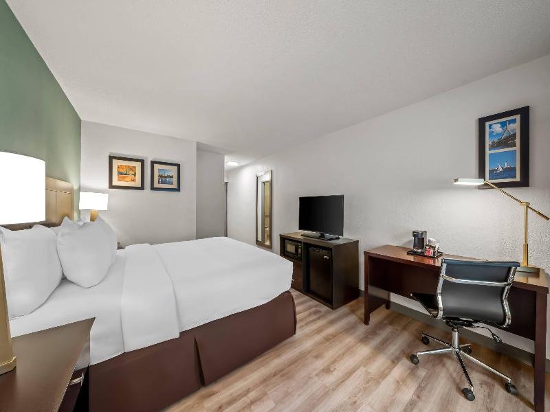 Comfort Inn Foxboro - Mansfield image
