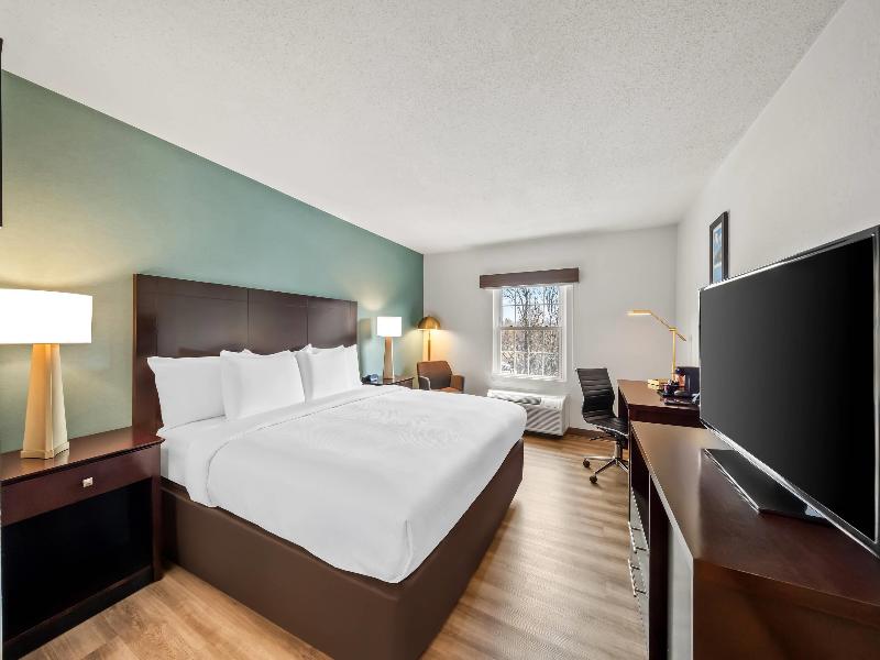 Comfort Inn Foxboro - Mansfield image
