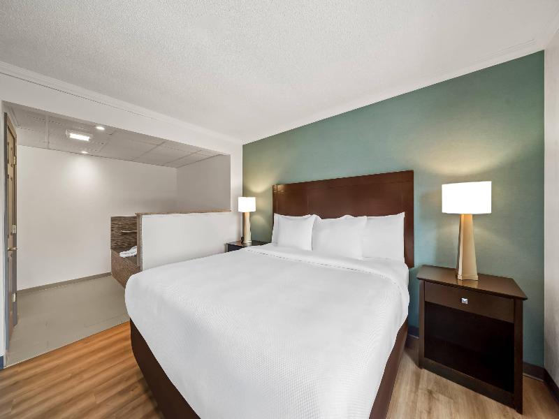 Comfort Inn Foxboro - Mansfield image