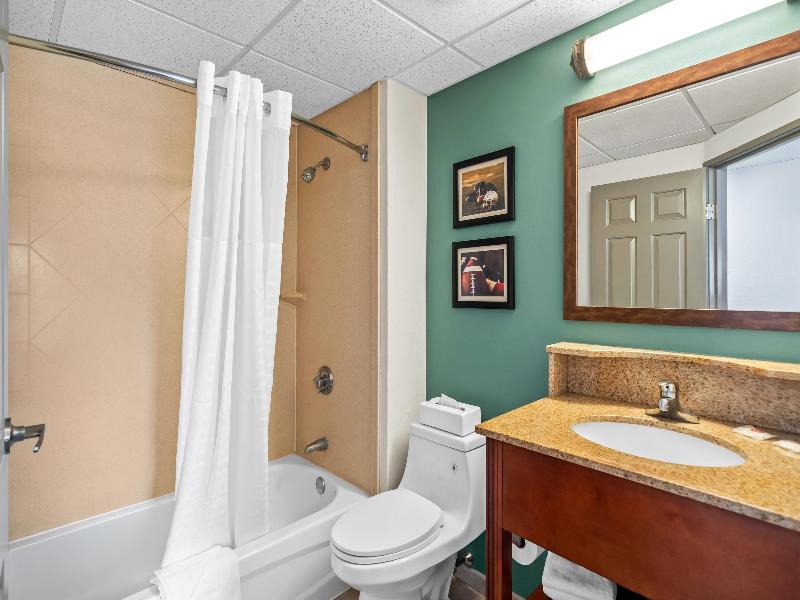 Comfort Inn Foxboro - Mansfield image