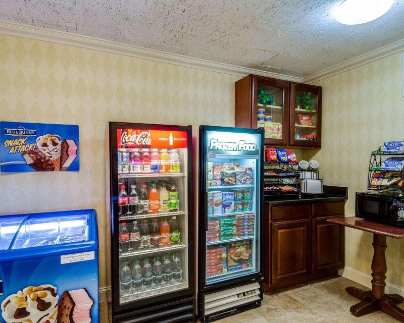 Comfort Inn Rockland - Boston image