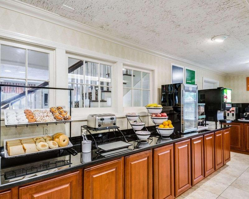 Comfort Inn Rockland - Boston image
