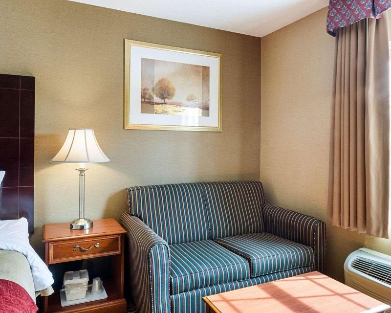 Comfort Inn Rockland - Boston image