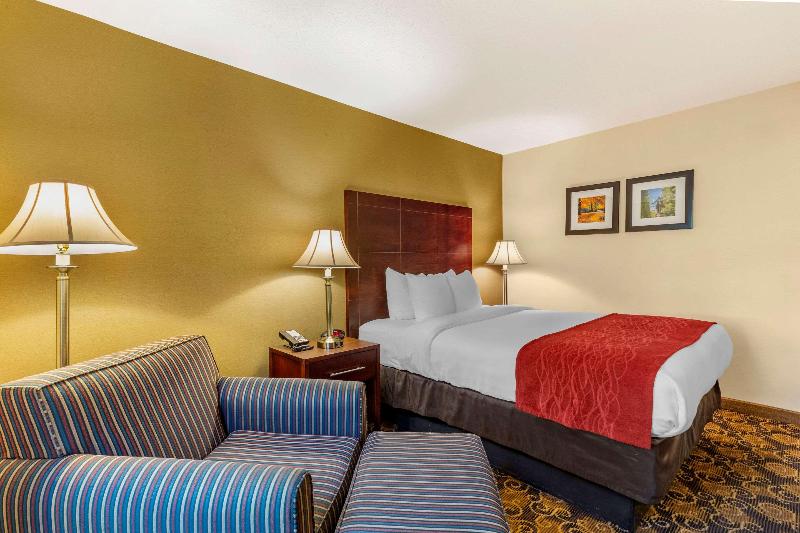 Comfort Inn Rockland - Boston image