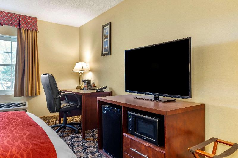 Comfort Inn Rockland - Boston image