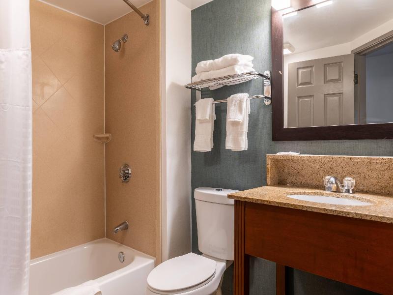 Comfort Inn Rockland - Boston image