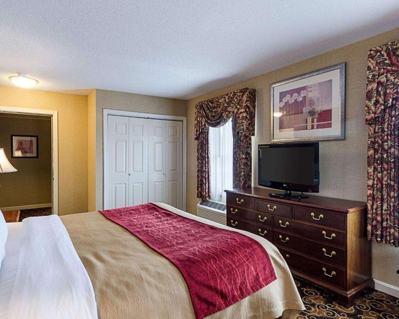 Comfort Inn Rockland - Boston image