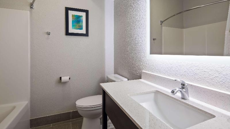 Best Western Shallotte / Ocean Isle Beach Hotel image