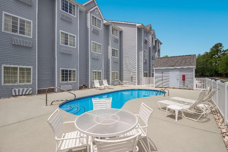 Quality Inn Shallotte Near Ocean Isle Beach image