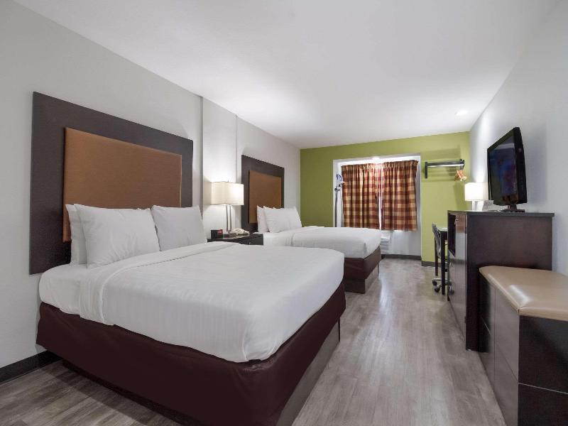 Quality Inn Shallotte Near Ocean Isle Beach image