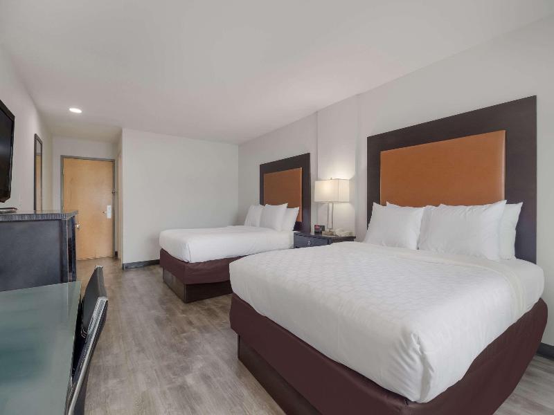 Quality Inn Shallotte Near Ocean Isle Beach image
