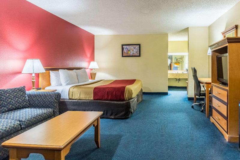 Econo Lodge Whiteville image