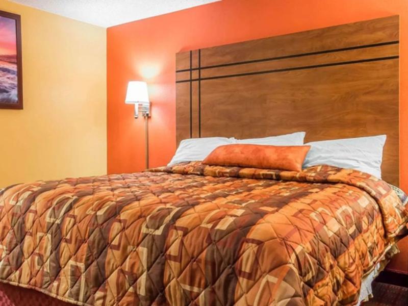 Relax Inn Vineland image