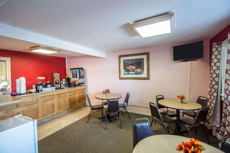 Econo Lodge Hornell Hornell image