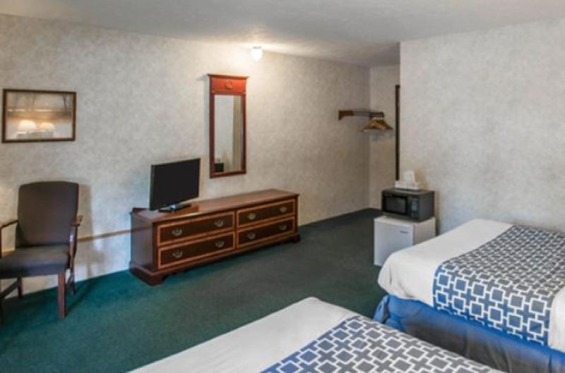 Econo Lodge Hornell Hornell image