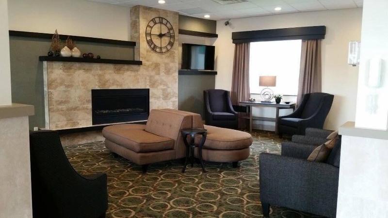 Quality Inn Geneseo Area image