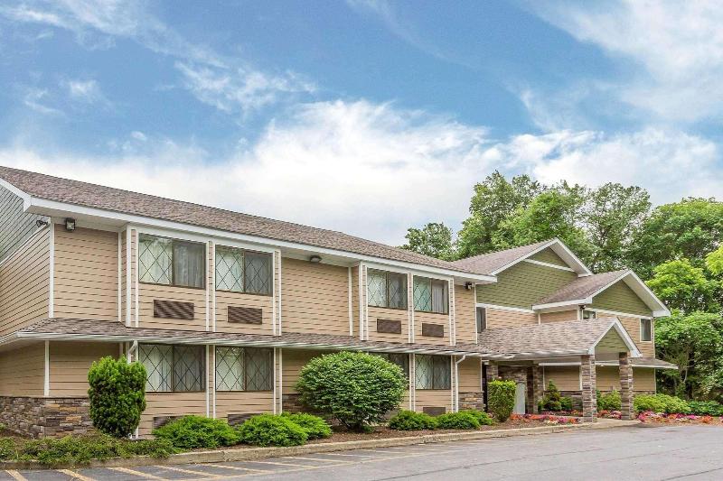 Quality Inn Hyde Park - Poughkeepsie North image