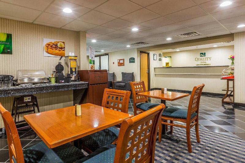 Quality Inn Hyde Park - Poughkeepsie North image