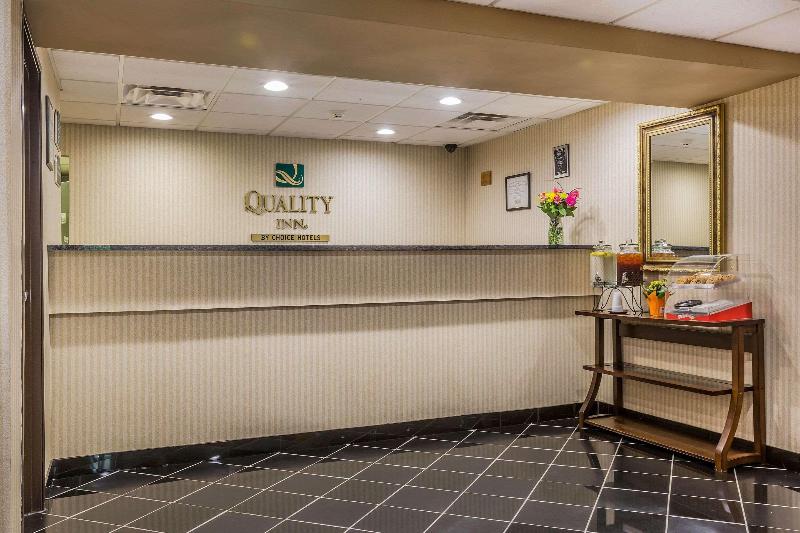 Quality Inn Hyde Park - Poughkeepsie North image